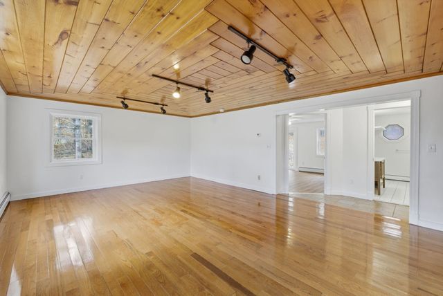 532 Frank C Gilman Highway, Alton, NH 03809