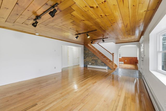 532 Frank C Gilman Highway, Alton, NH 03809