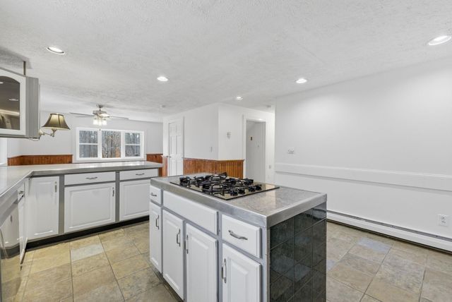 532 Frank C Gilman Highway, Alton, NH 03809