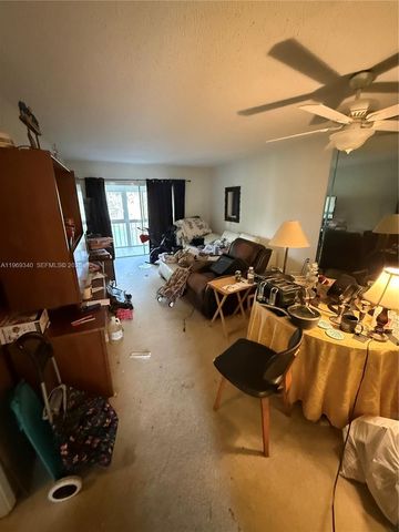 2613 Nassau Bnd D2, Coconut Creek, FL 33066