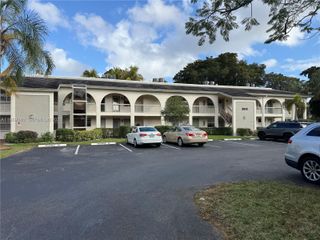 2613 Nassau Bnd D2, Coconut Creek, FL 33066