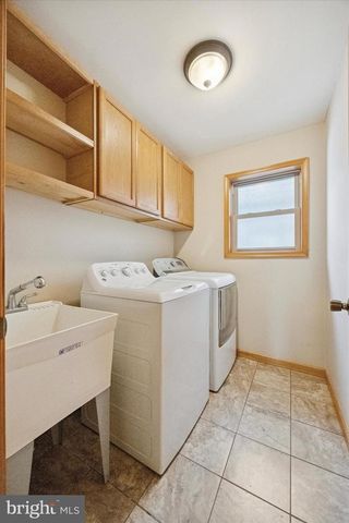 4052 CENTER AVE, Lafayette Hill, PA 19444