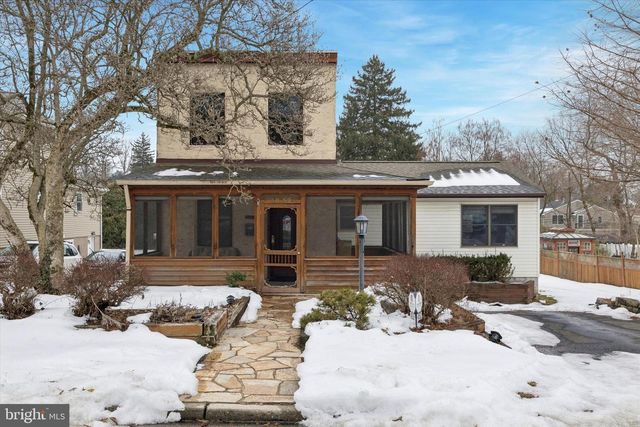 4052 CENTER AVE, Lafayette Hill, PA 19444