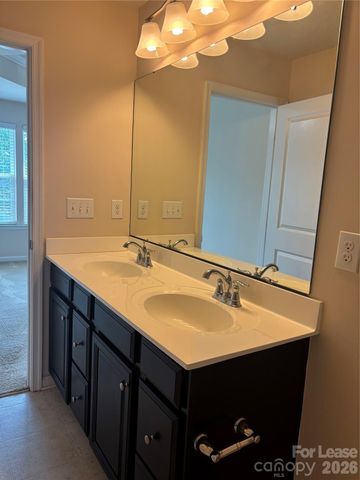 7411 Red Mulberry Way, Charlotte, NC 28273