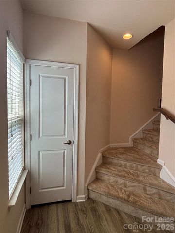 7411 Red Mulberry Way, Charlotte, NC 28273