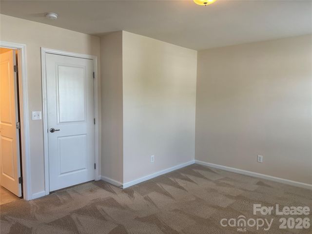 7411 Red Mulberry Way, Charlotte, NC 28273