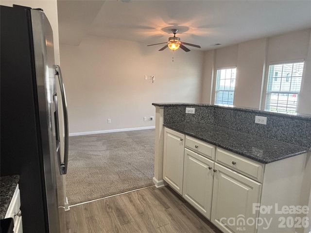 7411 Red Mulberry Way, Charlotte, NC 28273