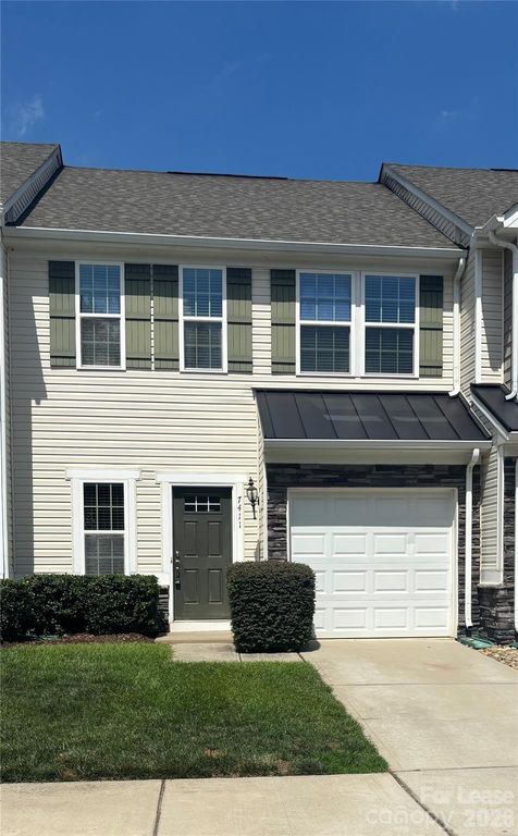 7411 Red Mulberry Way, Charlotte, NC 28273