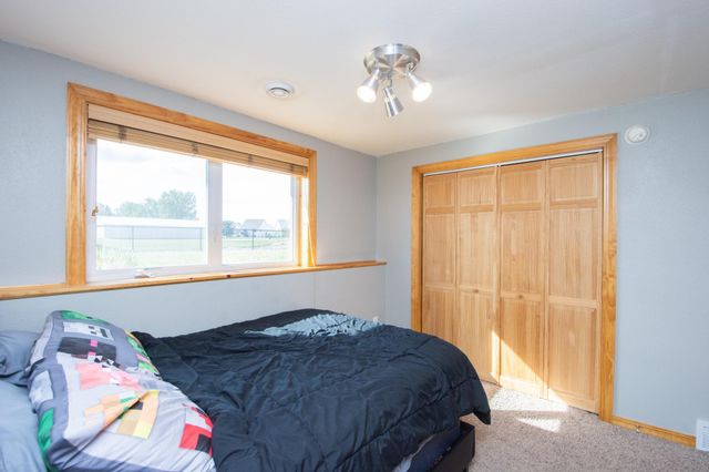4407 15th Street S, Moorhead, MN 56560