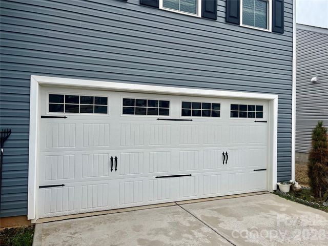 171 Crownpiece Street, Troutman, NC 28166