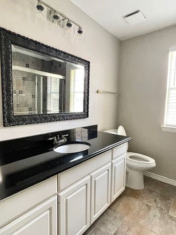 9705 Raven Lane, Irving, TX 75063