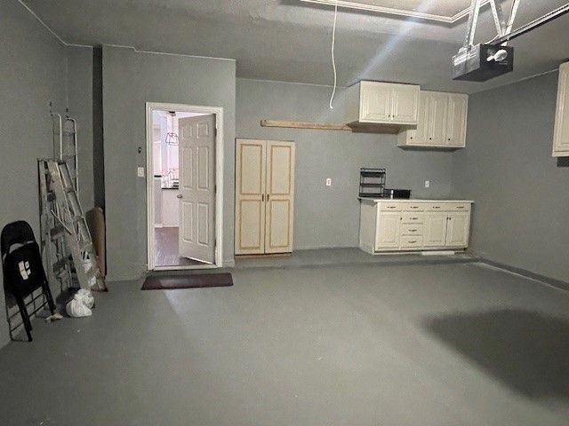 9705 Raven Lane, Irving, TX 75063