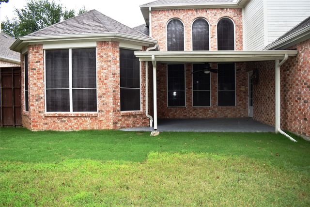 9705 Raven Lane, Irving, TX 75063