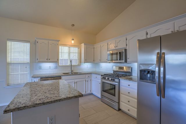 7215 Tricia Road NE, Albuquerque, NM 87113