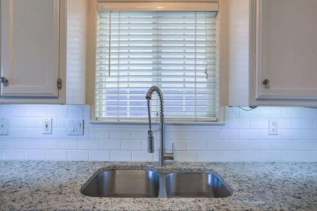 7215 Tricia Road NE, Albuquerque, NM 87113