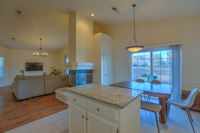 7215 Tricia Road NE, Albuquerque, NM 87113
