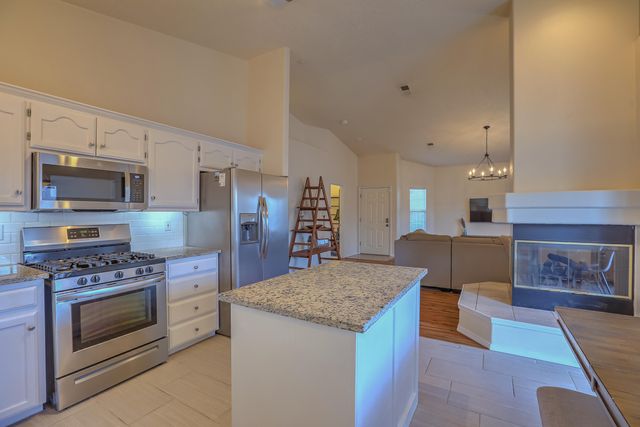 7215 Tricia Road NE, Albuquerque, NM 87113