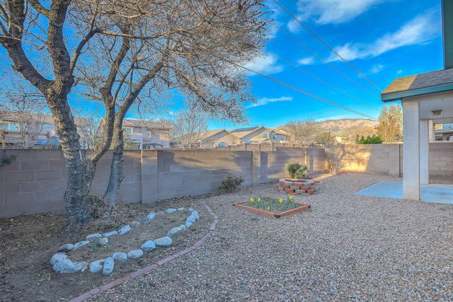 7215 Tricia Road NE, Albuquerque, NM 87113