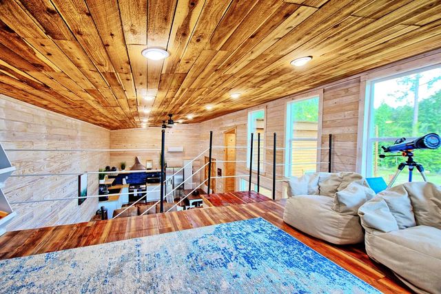 13608 Fm 692, Burkeville, TX 75932