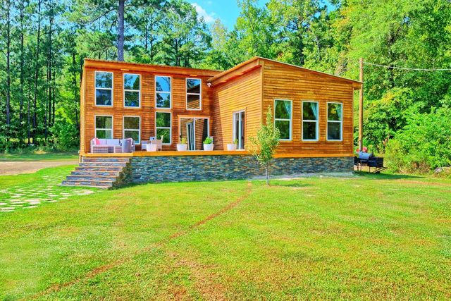 13608 Fm 692, Burkeville, TX 75932