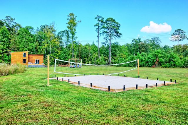 13608 Fm 692, Burkeville, TX 75932