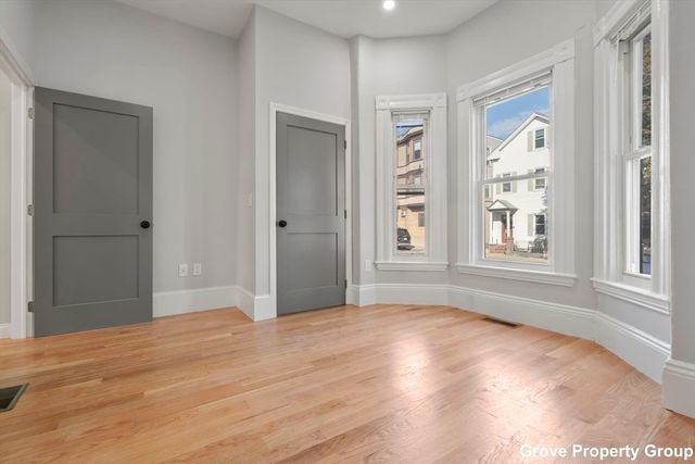 531 East 5th Street 1, Boston, MA 02127