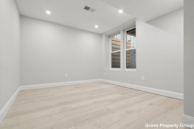 531 East 5th Street 1, Boston, MA 02127