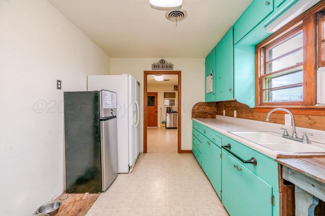 25411 ROOSEVELT Street, Canyon, TX 79015