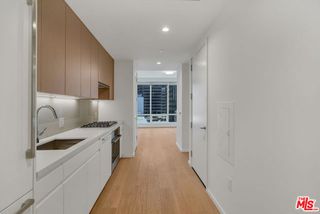 877 Francisco Street 1121, Los Angeles, CA 90017