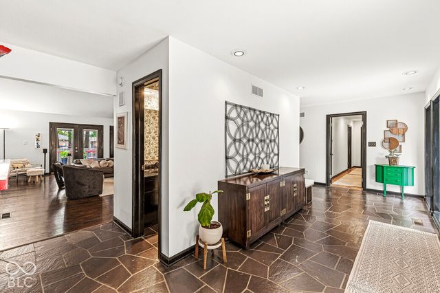 7622 Silverpine Court, Indianapolis, IN 46250