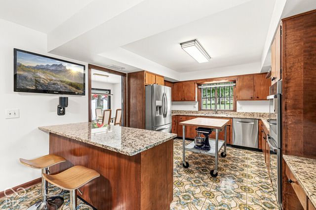 7622 Silverpine Court, Indianapolis, IN 46250