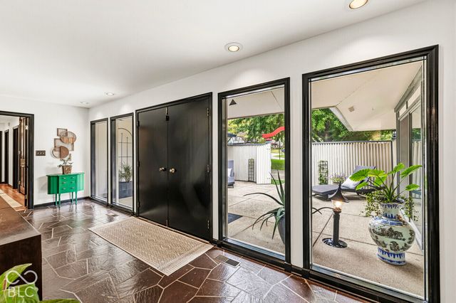 7622 Silverpine Court, Indianapolis, IN 46250