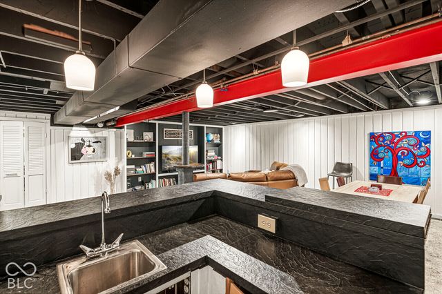 7622 Silverpine Court, Indianapolis, IN 46250