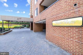 111 HAMLET HILL RD #213, Baltimore, MD 21210