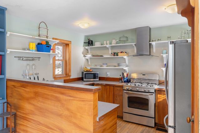 84 Old Mansfield Road, Fayston, VT 05673