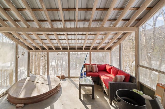 84 Old Mansfield Road, Fayston, VT 05673