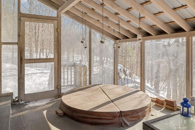 84 Old Mansfield Road, Fayston, VT 05673