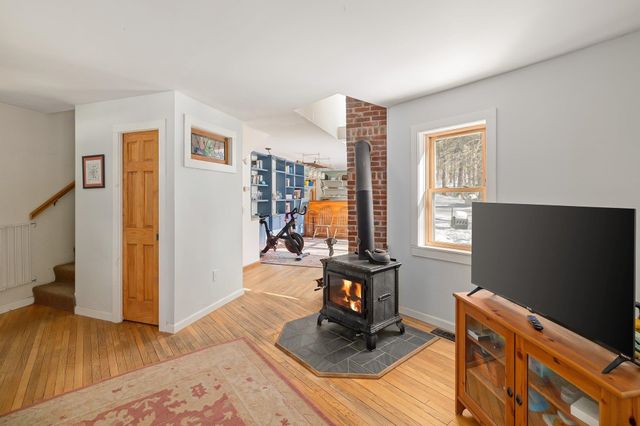 84 Old Mansfield Road, Fayston, VT 05673