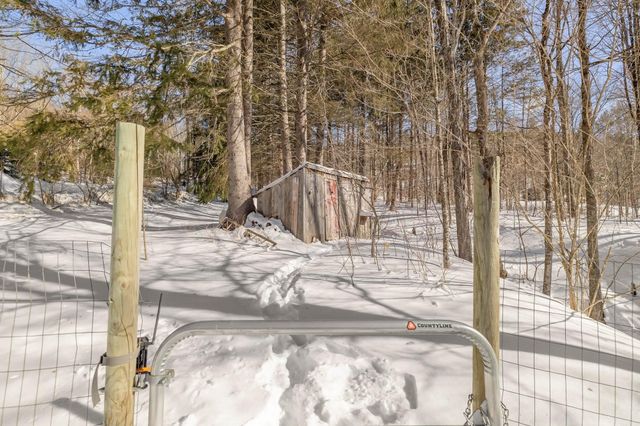 84 Old Mansfield Road, Fayston, VT 05673