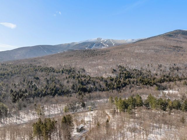 84 Old Mansfield Road, Fayston, VT 05673