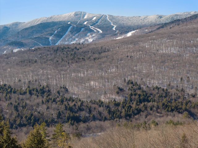 84 Old Mansfield Road, Fayston, VT 05673