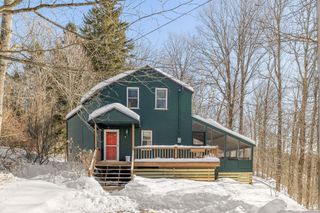 84 Old Mansfield Road, Fayston, VT 05673