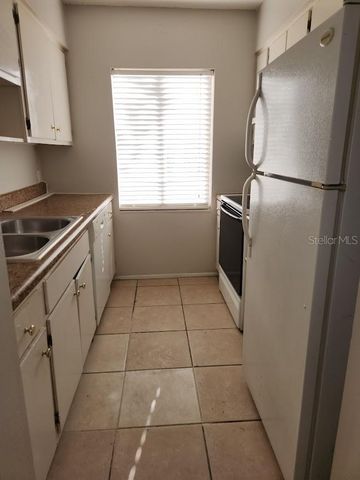 5507 POKEWEED COURT C, Tampa, FL 33617
