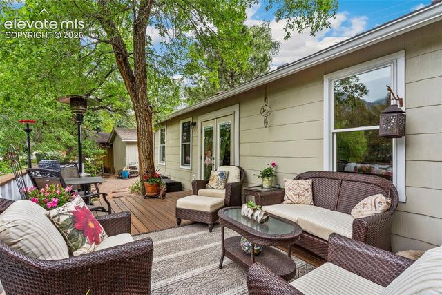 227 Pilot Knob Avenue, Manitou Springs, CO 80829
