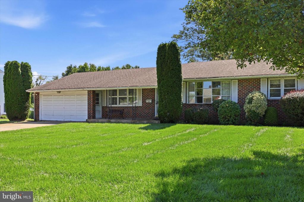409 WALL ST, GIBBSTOWN, NJ 08027 — photo 2