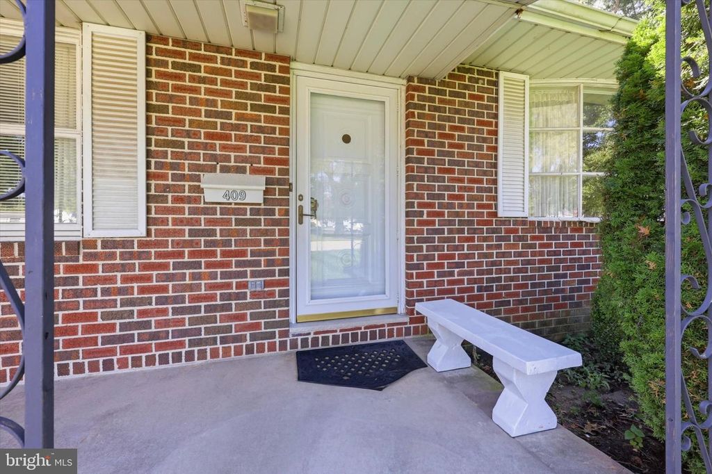 409 WALL ST, GIBBSTOWN, NJ 08027 — photo 4