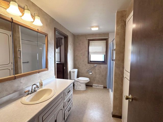 2651 KENHILL DRIVE, Green Bay, WI 54313