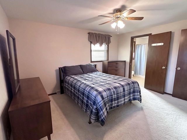 2651 KENHILL DRIVE, Green Bay, WI 54313