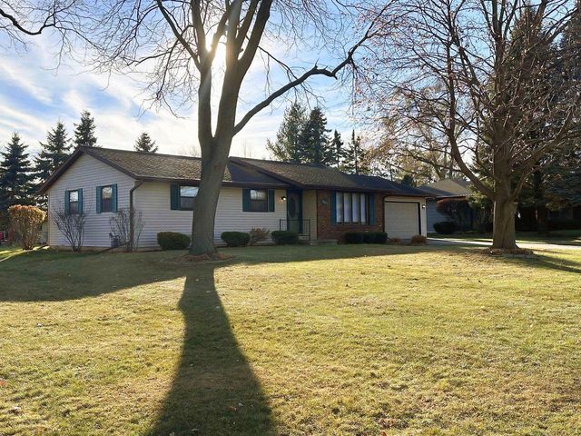 2651 KENHILL DRIVE, Green Bay, WI 54313