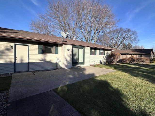 2651 KENHILL DRIVE, Green Bay, WI 54313